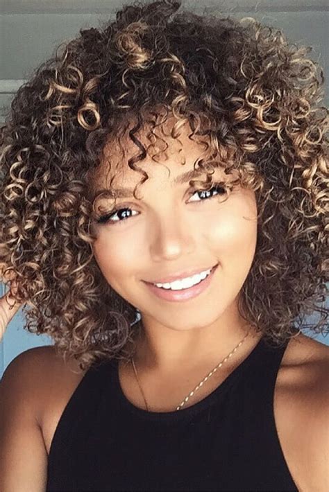 Pin By Leslyrubyreotutar On Curly Hair Styles In 2019 Curly Hair