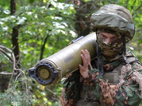 How Does Russian Kornet Anti Tank Missile Work