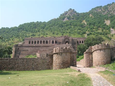 The Cursed City Of Bhangarh The Golden Assay