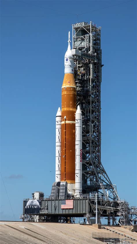 Nasas Space Launch System Gets Tentative Launch Date Of August 29th