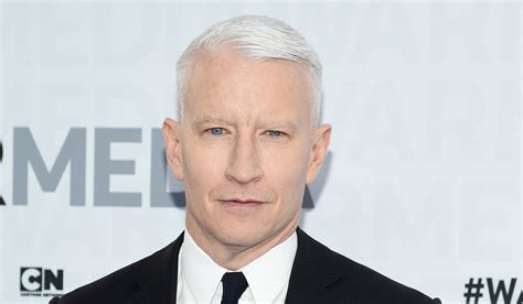 Anderson Cooper Talks About When He Accepted Being Gay Anderson
