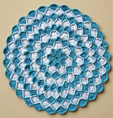 Cmpatc074 Round Doily Blue And White In Bavarian Crochet Craft Moods