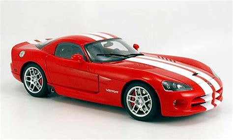 Diecast Model Cars Dodge Viper Srt 10 118 Autoart Coupe Red Avec