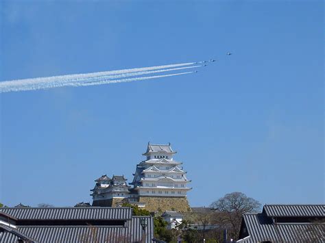 Yooxygenはサステナブルなファッションに捧げられたエリアです。 社会・環境面でポジティブな影響を生むブランドのアイテムを通じて、変化を導きましょう。 be cool, be conscious! 【ほとんどのダウンロード】 ブルーインパルス 壁紙 - 無料の ...