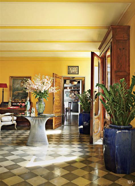 Offers quality hardwood floors, installations, refinishing, and cleaning programs, for over 35 years. Elegant Rooms with Marble Flooring | Architectural digest, Tuscan villa, Painted ceiling