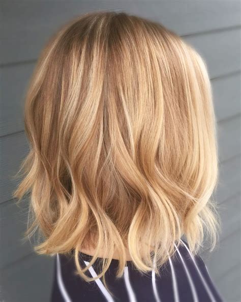 25 honey blonde haircolor ideas that are simply gorgeous short hair balayage honey blonde