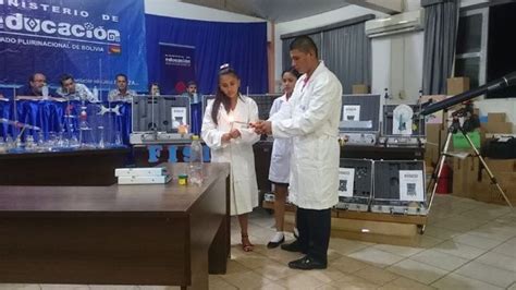 Entregan Equipos De Laboratorio Para 11 Escuelas El Deber Equipo De