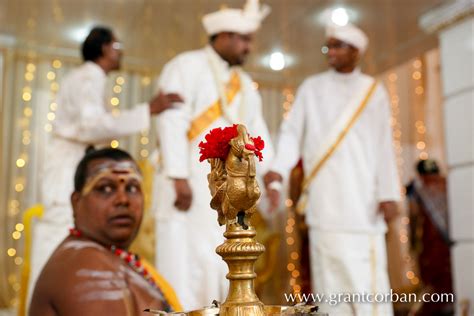 Hindu Wedding At The Sri Balathandayuthapani Temple In Seremban Grant