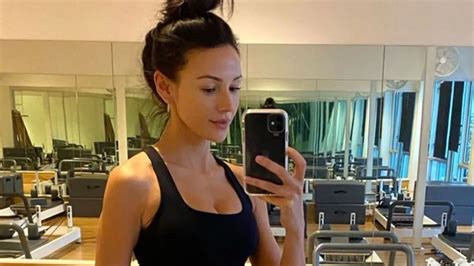 Michelle Keegan Shows Off Her Incredible Abs As She Works Out In Australia For New Role Mirror