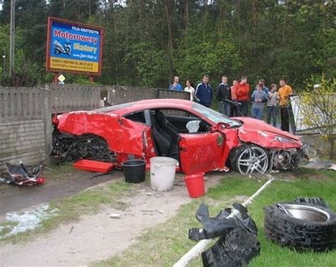 Another Crashed Ferrari 19 Pics