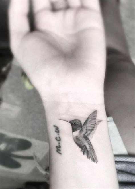 Hummingbird Tattoo On Wrist Hummingbird Tattoo Wrist Tattoos Tattoo