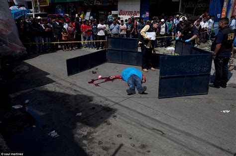 Photos Of Guatemala Streets Scene Of A Homicide Every 90 Minutes