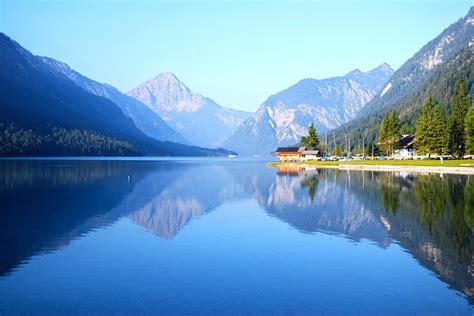 Tirol ist eine region in mitteleuropa in den alpen, die sich vom westen österreichs bis in den norden italiens erstreckt. Tirol.de :: Naturparkregion Reutte, Urlaub in Tirol