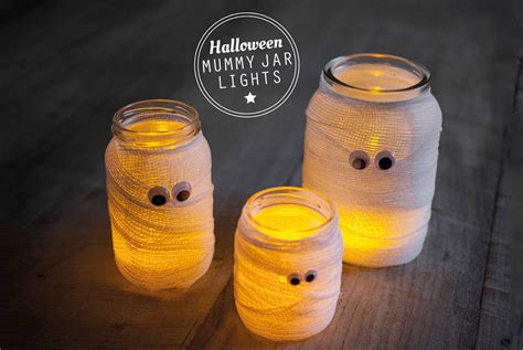 Diy Halloween Mummy Jars Easy Diy Halloween Decorations Halloween