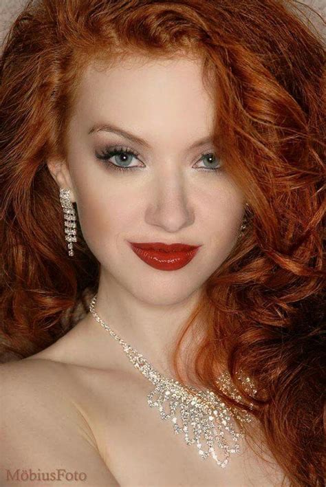 Pin By The Melancholy Tardigrade On My Ginger Obsession Beautiful Long Hair Redhead Beauty
