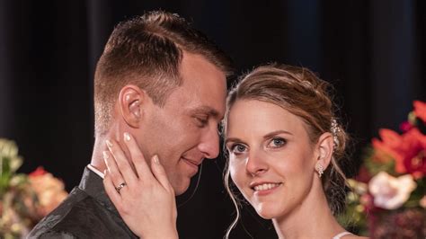 Tatsächlich hat sie sogar bereits eine neue liebe gefunden: "Hochzeit auf den ersten Blick"-Ariane gibt ein Ehe-Update ...
