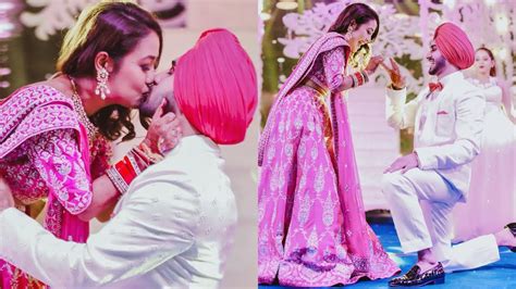 Neha Kakkar And Rohanpreet Singh Steal A Kiss In This Adorable Picture