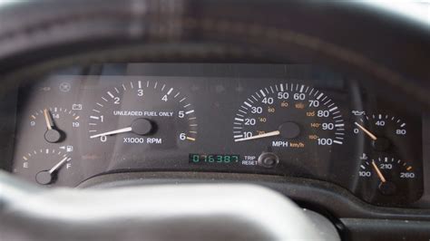 97 01 Jeep Cherokee Xj Speedometer Dash Gauges Instrument Cluster