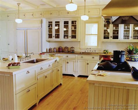 With graceful designs and ornamentation, you will sense the english history with a traditional style used for the cabinets and luxurious fixtures, this space is simply beautiful. Victorian Kitchens - Cabinets, Design Ideas, and Pictures