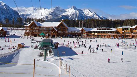 Lake Louise Mountain Resort In Banff National Park Alberta Expediaca