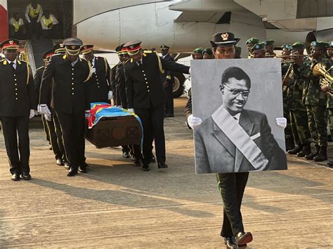 Kinshasa Inhumation Des Restes De Lumumba La Circulation Sur Le