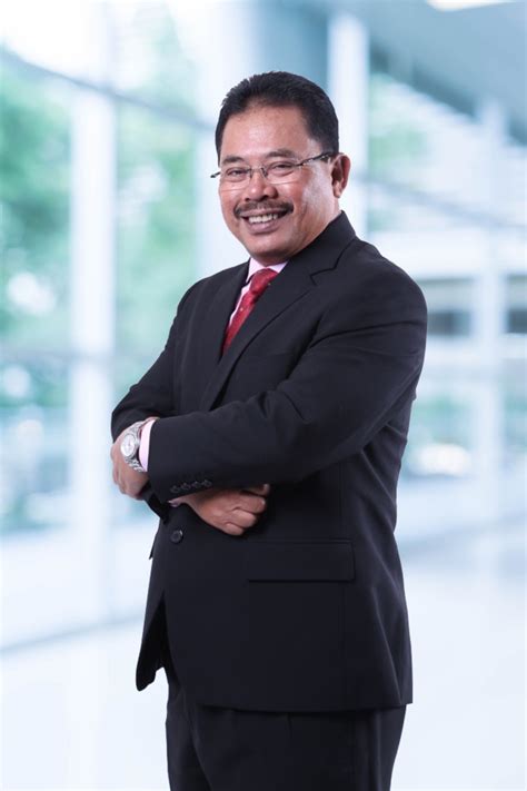 Ketua setiausaha, kementerian alam sekitar dan air, aras 1, blok f11, kompleks parcel f, lebuh perdana timur, presint 1, pusat pentadbiran kerajaan persekutuan, 62000 putrajaya. Suruhanjaya Perkhidmatan Awam Malaysia - Ahli Suruhanjaya