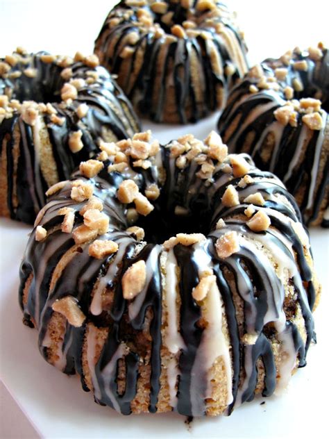 There are bundt cakes from scratch, with cake mix, with booze, fruits and so much more! Vanilla Bean Mini-Bundt Cakes with Chocolate-Toffee Crunch ...