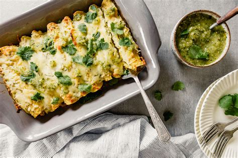 Fill full should make 10 enchiladas. Chicken Enchiladas Verde - Pompeian