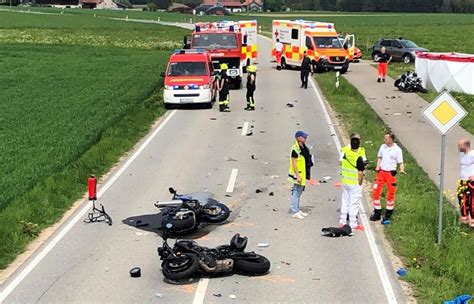 T Dlicher Motorradunfall Im Kreis Traunstein Tr Mmer Ber Hundert