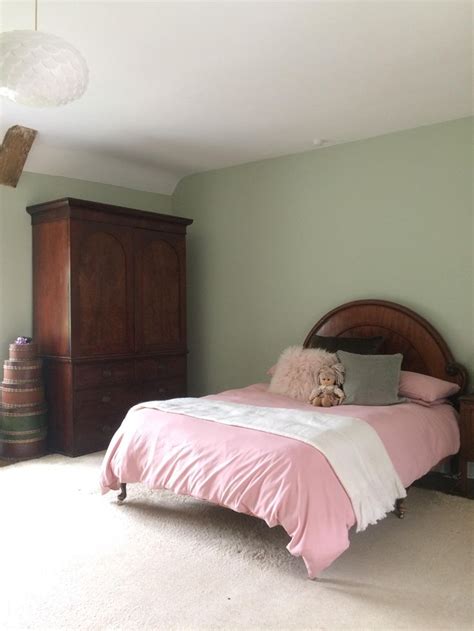 Cherry blossom will fit organically into a bedroom, if the basis is pastel pink and the details are olive green and chocolate brown. Lydia's Bedroom - Sage green and dusky pink scheme | Dusky ...