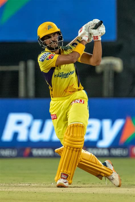Ruturaj Gaikwad Gives Csk A Solid Start In A Challenging Chase