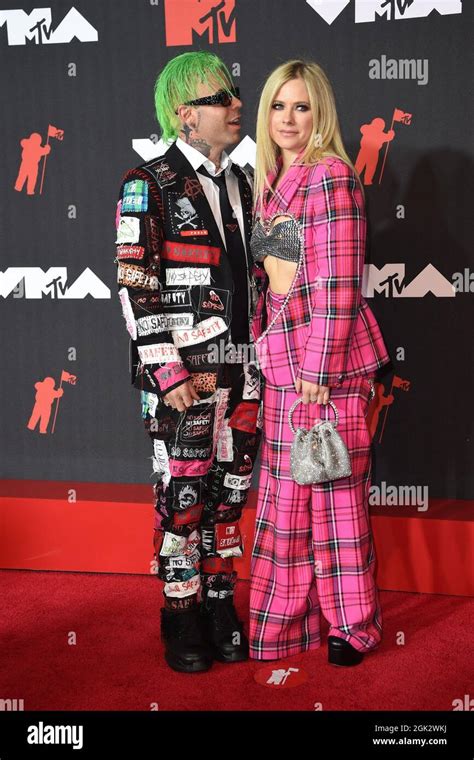 Brooklyn Ny Usa 12th Sep 2021 Mod Sun Avril Lavigne At Arrivals For Mtv Video Music Awards