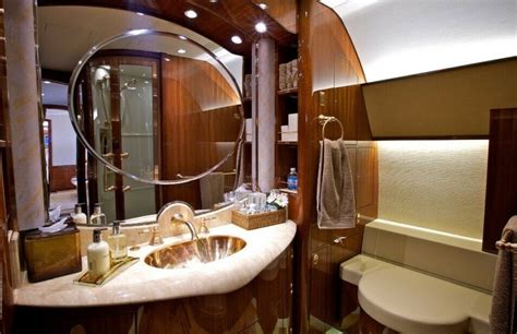 Find your next roommate on spareroom. Inside private jet bathroom