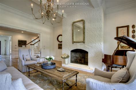 A Classic American House In North Atlanta Traditional Living Room