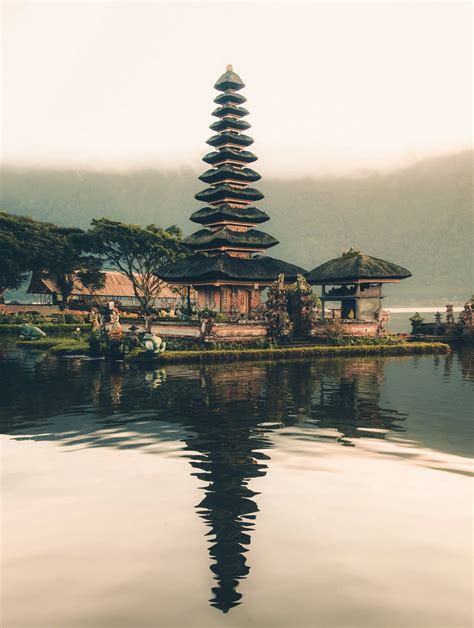 Sebisa mungkin, jarak tempat tinggal dan tempat bekerja juga tidak jauh. Lima tempat rekomendasi tinggal pensiunan, Bali salah satuny