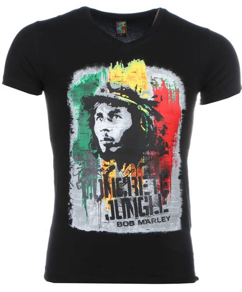 Forma tanıtım videosunda reggae müzik efsanesi bob marley'den ilham alındığı görüldü. Local Fanatic T-shirt - Bob Marley Concrete Jungle Print ...