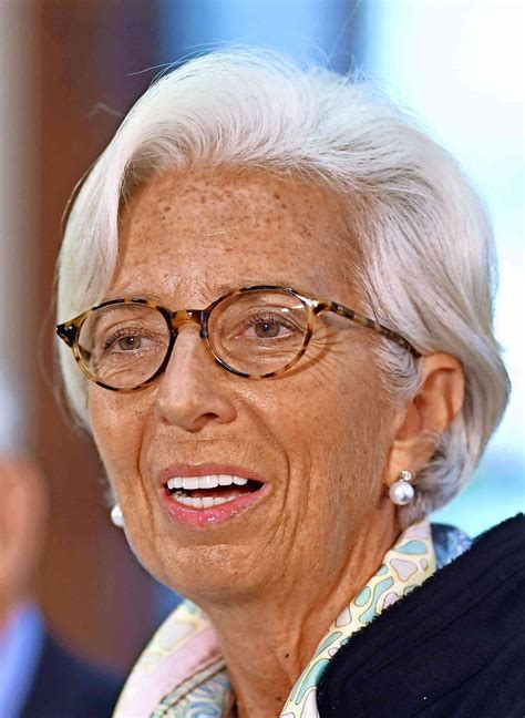 Le voci di prolungamento della scuola (idea giustissima, non discuto). IWF-Chefin Christine Lagarde wäre die erste Frau an der ...