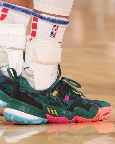 Trae Young Adidas Trae Young Debuts The Adidas Trae Young 1 Nice
