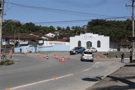 Prefeitura Implanta Nova Rotatória Na Zona Sul De Joinville