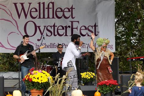 Wellfleet Oyster Festival A Shucking Good Time Slide Show Cape Cod