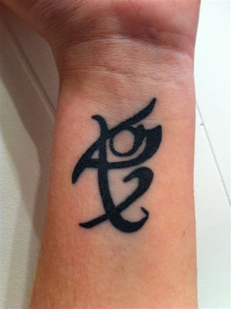 What runes or rune charms should be sued for tattoos? Carina's Books: Fearless Rune Tattoo