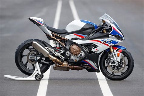 Bmw s 1000 rr technical data, engine specs, transmission, suspension, dimensions, weight, ignition and performance. 2019 BMW S1000RR Review | Better than its predecessors?