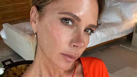 Victoria Beckham Admits Spice Girl Nickname Posh Wasnt Her First Choice Mirror Online