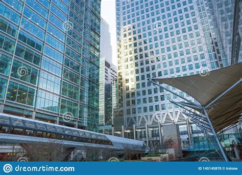 London Uk Corporate Buildings Of Canary Wharf Banks Insurances