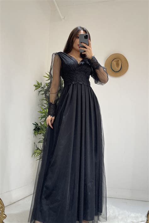 Modakapimda Siyah Kollar Ve Beli Ta L Uzun T L Abiye Elbise Elbisebul
