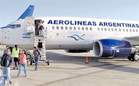 Hoy el valor en las cuevas alcanzo los 12.65 pesos argentinos, muy por encima de lo que regula la afip. Hoy no hay vuelos a Buenos Aires - Nacionales - ABC Color