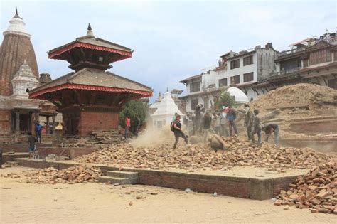 Some 500000 Homes And Temples Across Nepal Damaged By Earthquake Un