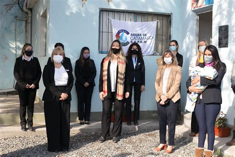 el ministerio de salud reconoció a aguas de catamarca por la creación de una sala de lactancia