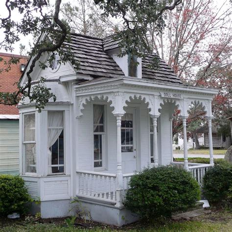 Tiny House Victorian Style 50 Exciting Victorian Tiny House Amazing