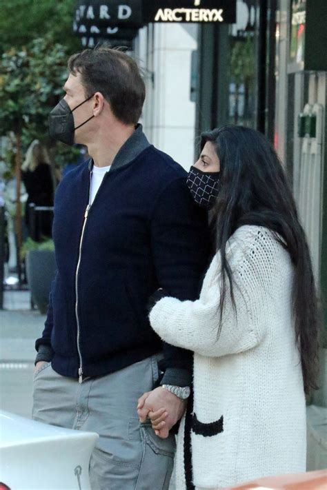 Wwe wwe live supershow jul 25th 2021: SHAY SHARIATZADEH and John Cena Out in Vancouver 05/08 ...